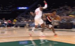 爱游戏APP-塞尔维亚男篮绝杀巴西男篮，巴图姆三分雨点燃全场的简单介绍