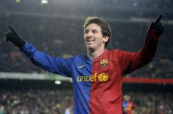 爱游戏在线-利拉德关键先生本色尽显，公牛轻取独行侠背后的战术密码