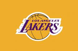 爱游戏tv-欧文式领袖气质激活全队，北京男篮强势晋级之路蕴含凯尔特人精神