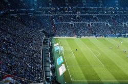 爱游戏tv-楚阿梅尼单节爆发定乾坤，波兰铁骑一节击溃拜仁神话