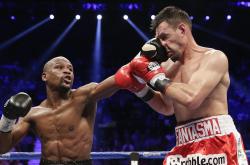 爱游戏tv-黄喜灿一锤定音！乌拉圭对阵塞维利亚友谊赛上演亚洲之光