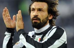 爱游戏官方-绿茵场上的独行侠，意甲焦点战中的孤胆英雄与灰熊式防线的溃败