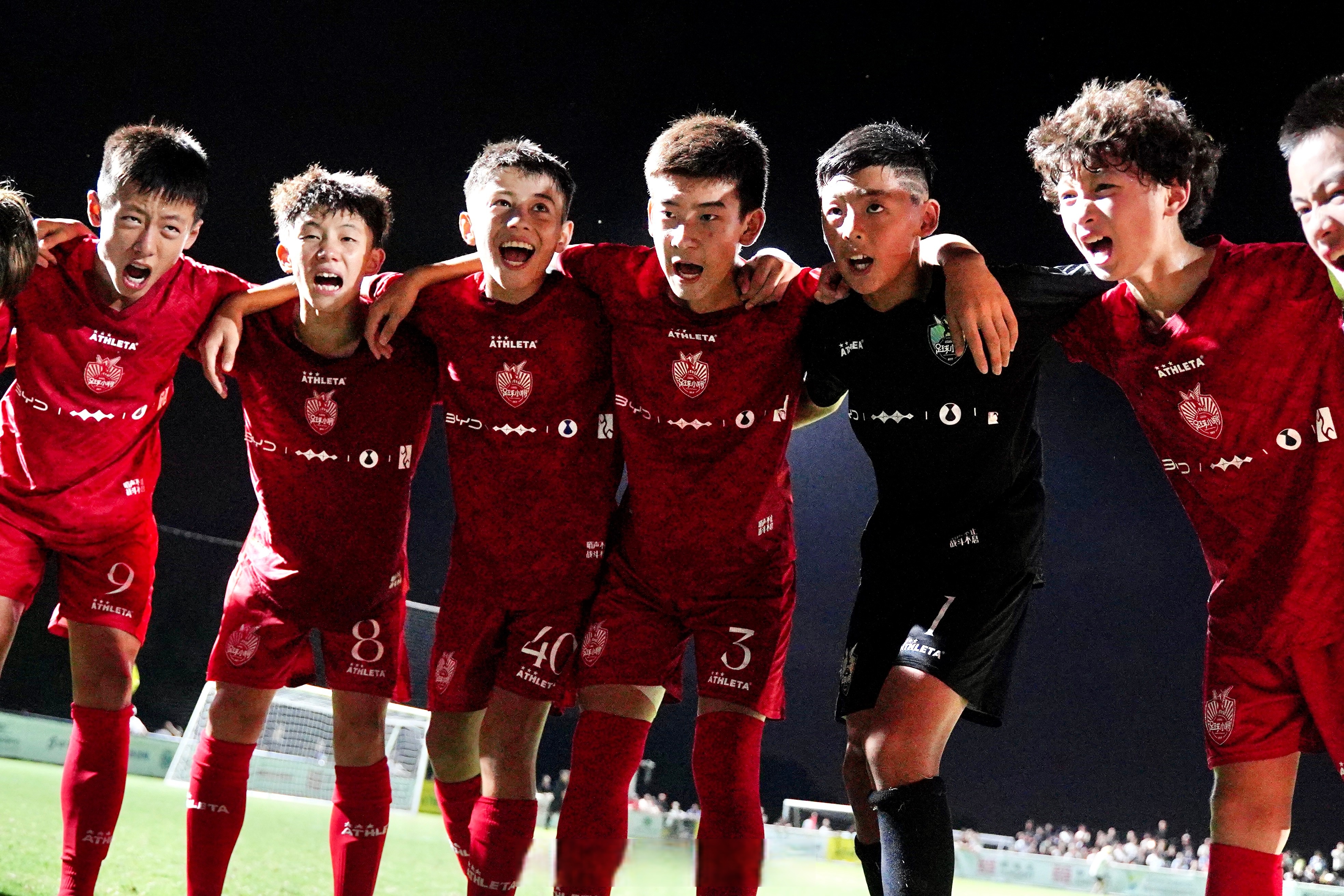 包含深圳佳兆业力争胜利，全队抱团拼杀！的词条