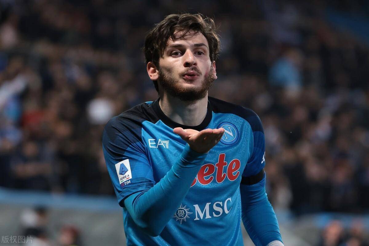 那不勒斯面临关键战役,信心十足的简单介绍 那不勒斯面临关键战役,信心十足的简单介绍