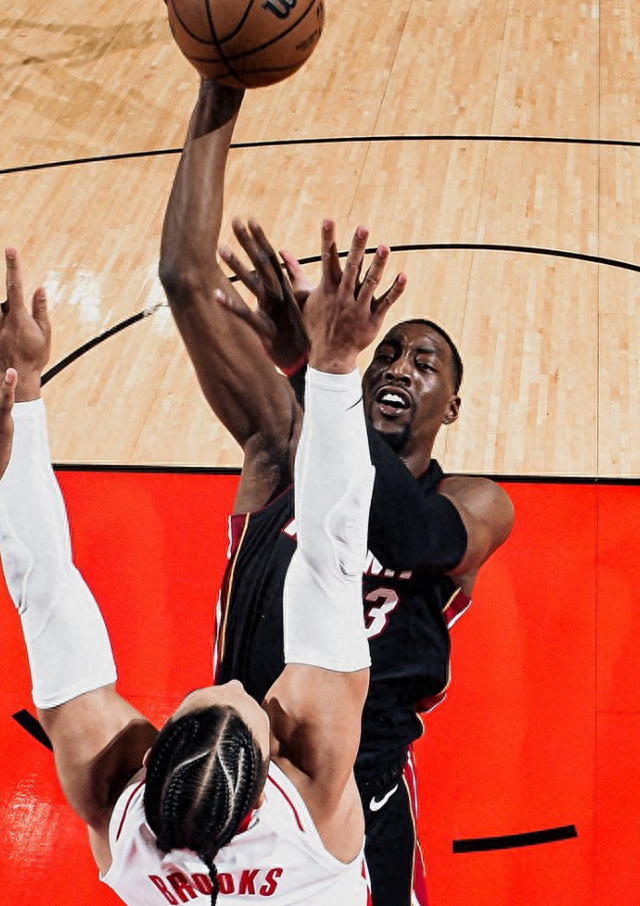 火箭大胜热火,保持势头不减 火箭大胜热火,保持势头不减