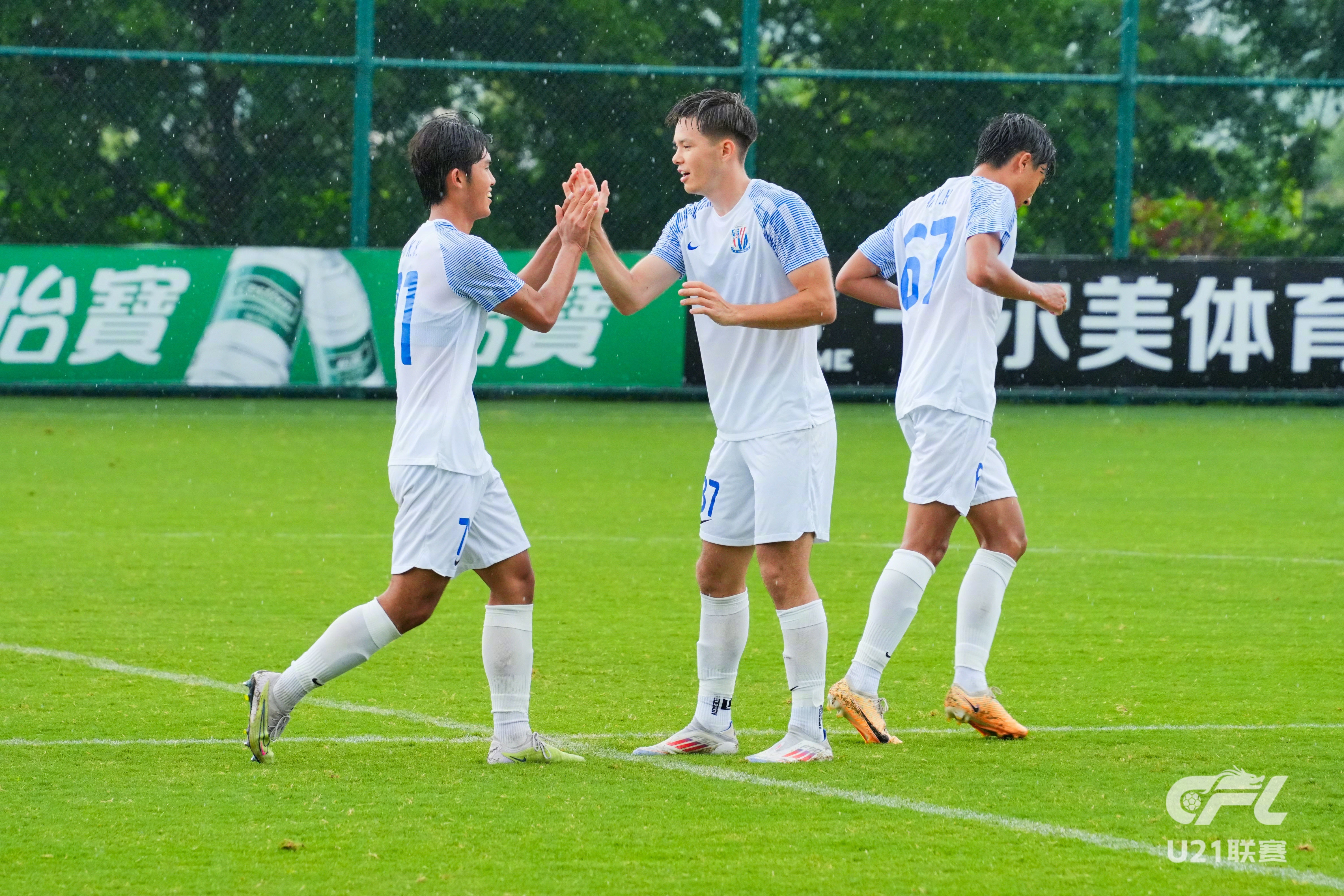 关于国内足球一线职业队士气高昂备战重大足球赛事的信息 关于国内足球一线职业队士气高昂备战重大足球赛事的信息