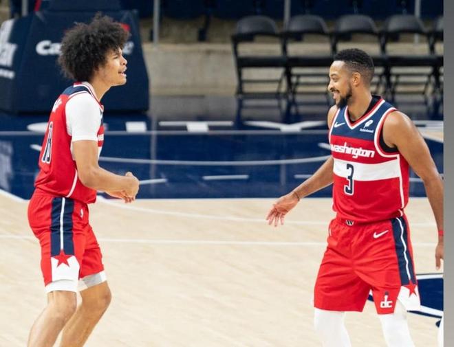 包含山西队翻盘北京队，麦科勒姆点燃赛场的词条