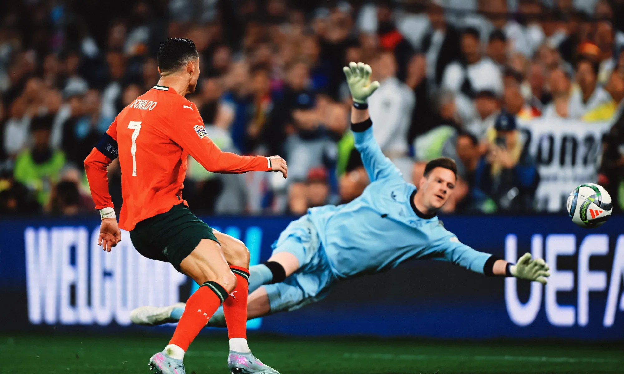 葡萄牙队鏖战瑞典队，梁靖崑关键制胜的简单介绍