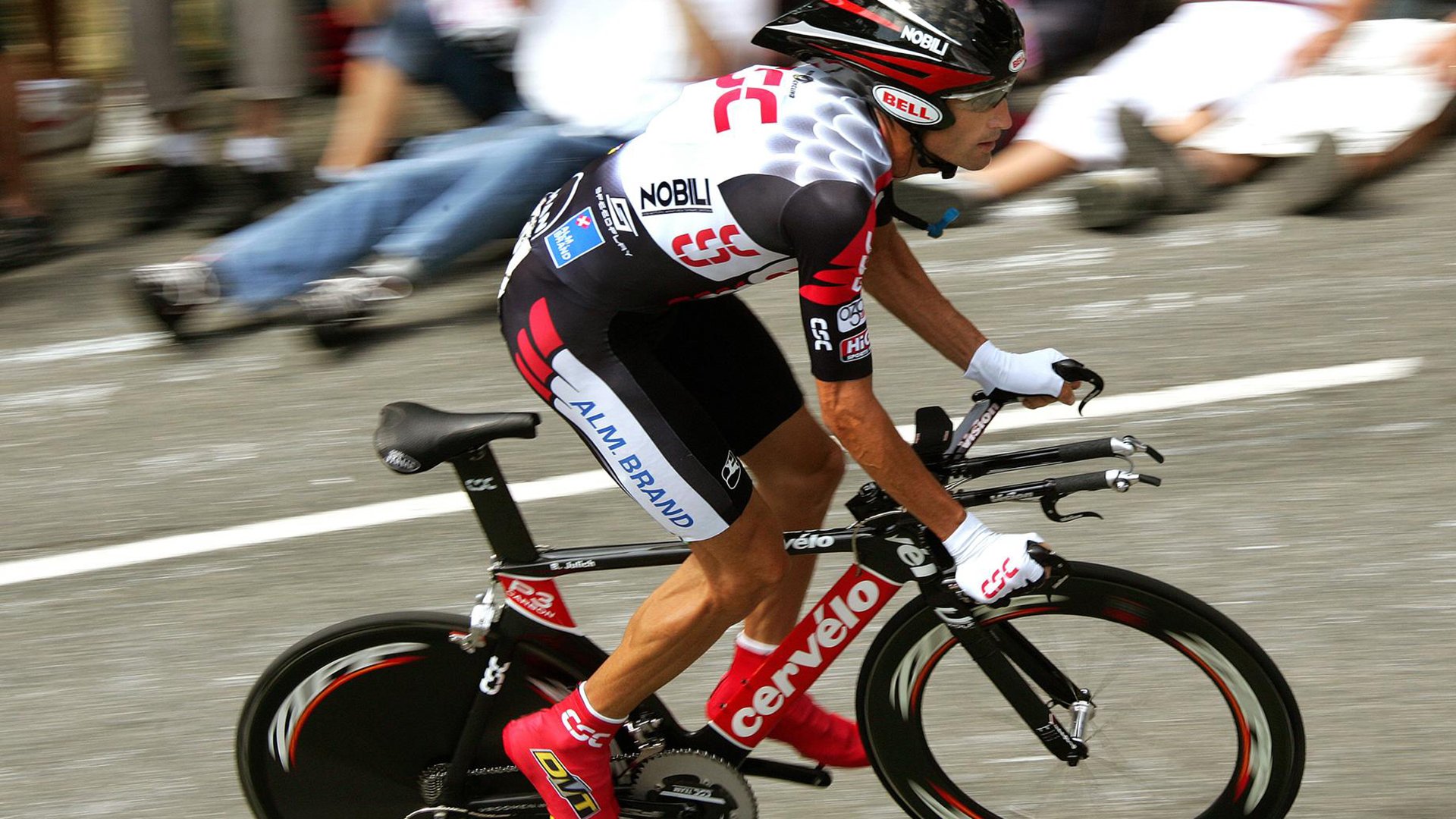 贝恩贡献制胜表现，猛龙末节带走新疆队