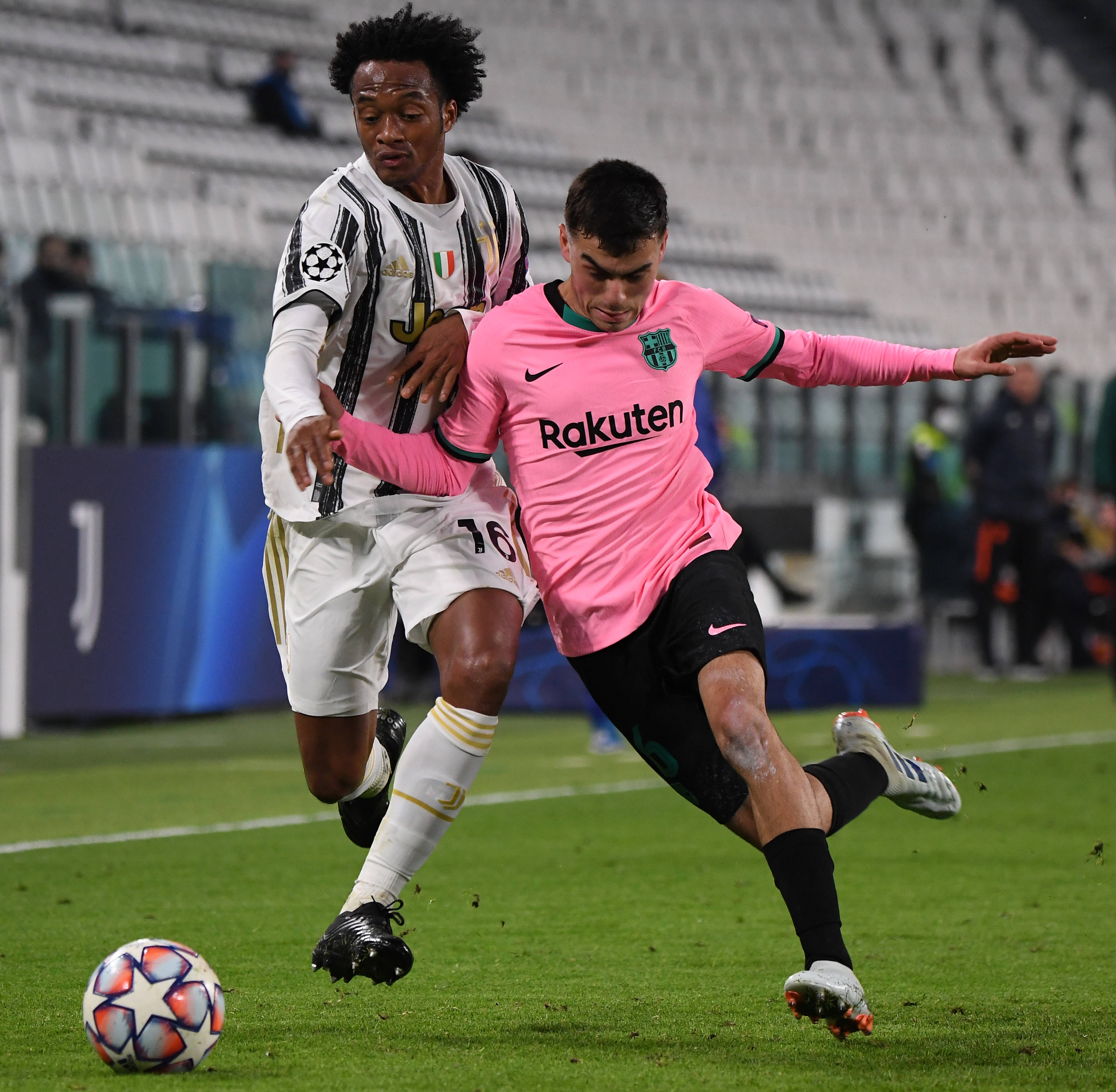 波兰横扫尤文,佩德里统治全场的简单介绍 波兰横扫尤文,佩德里统治全场的简单介绍