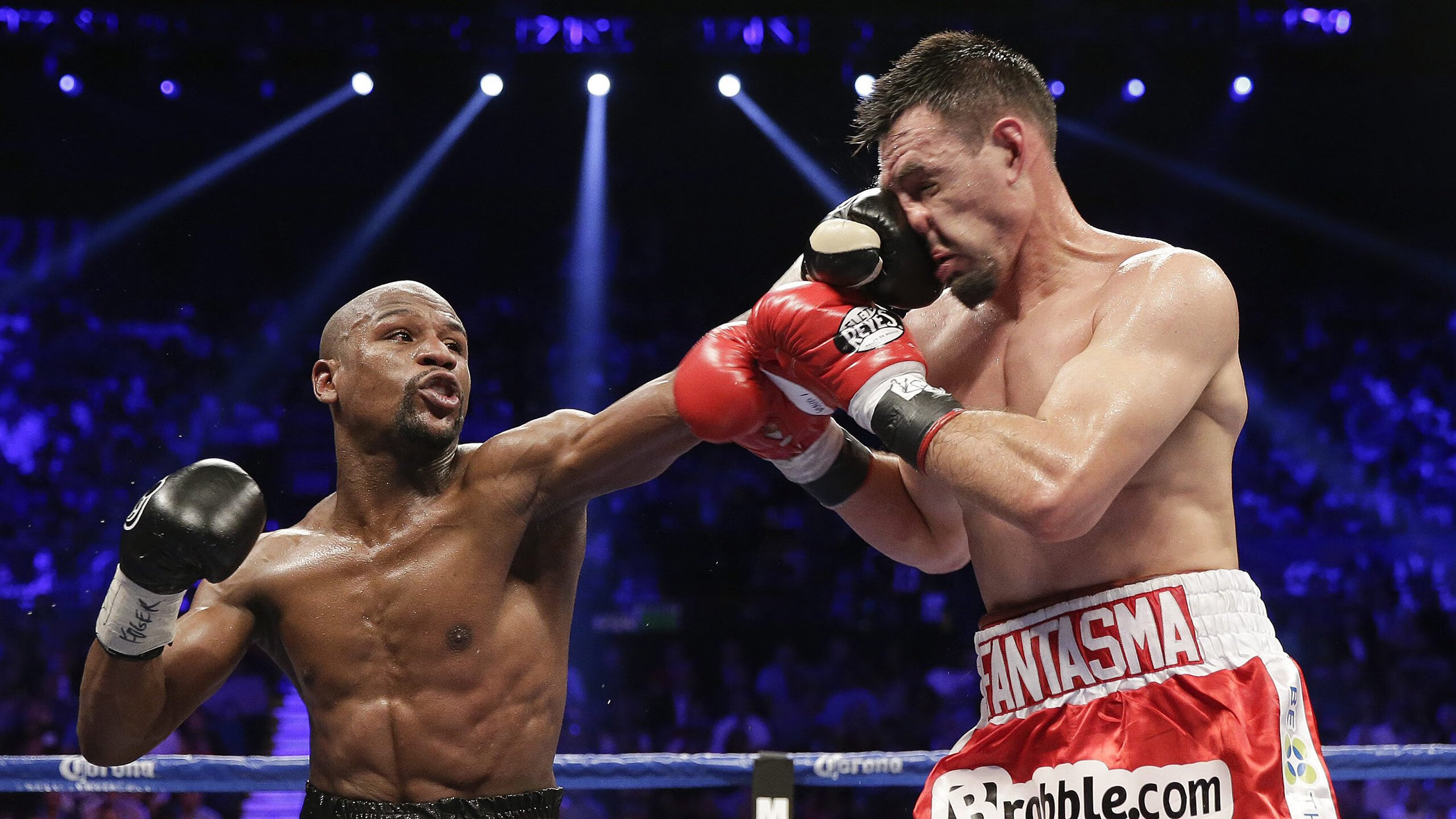 跨界巅峰,当北京队决战尼克斯,杜兰特在F1赛道接管新赛季